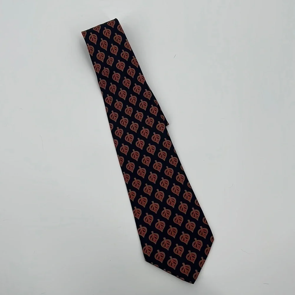 Fiorio Milano Navy & Pink Silk Leaf Pattern Tie